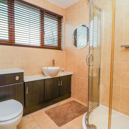 Moscow Mews Bradford (West Yorkshire)