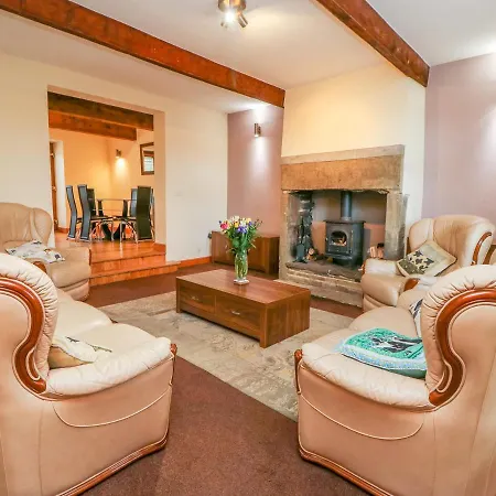 Moscow Mews * Bradford (West Yorkshire)