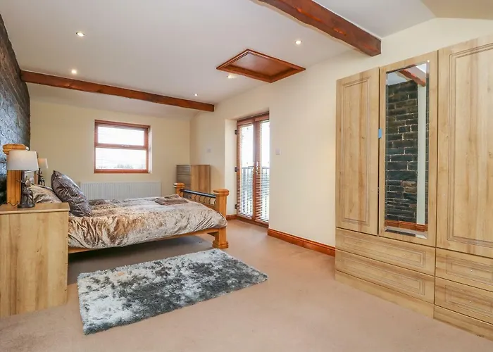 Moscow Mews ブラッドフォード